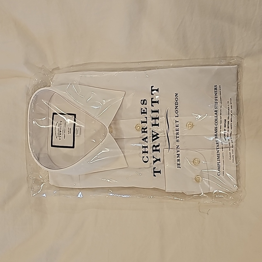 Charles Tyrwhitt Slim Fit Non Iron